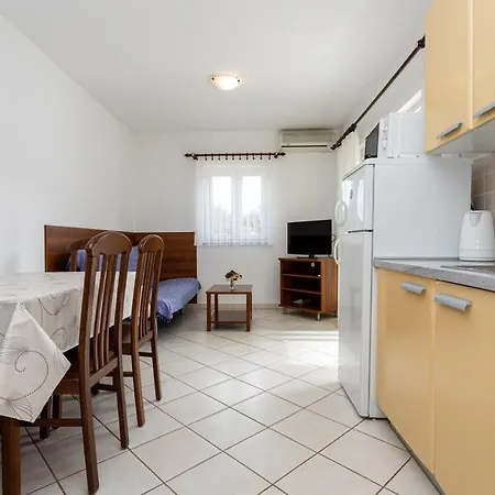 Apartments Crnekovic II Popa Dorcica Baska  Exterior photo