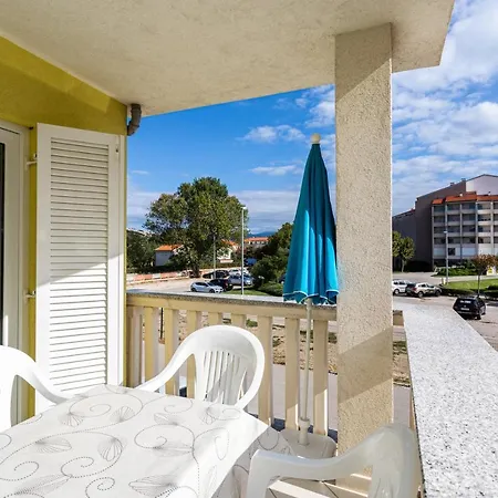 Apartments Crnekovic II Popa Dorcica Baska  Exterior photo