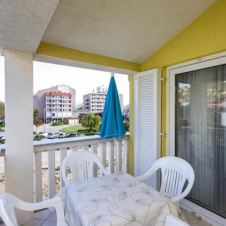 Apartments Crnekovic II Popa Dorcica Baska  Exterior photo