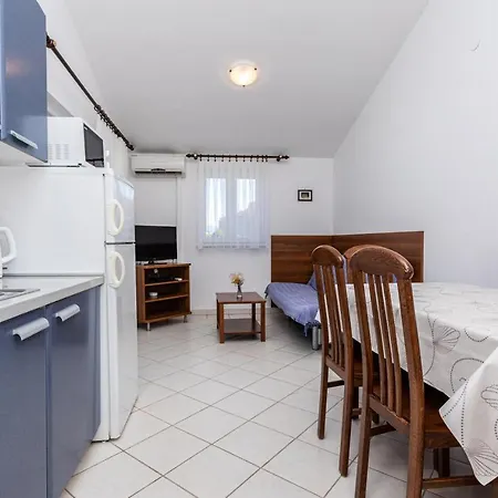 Apartments Crnekovic II Popa Dorcica Baska  Exterior photo
