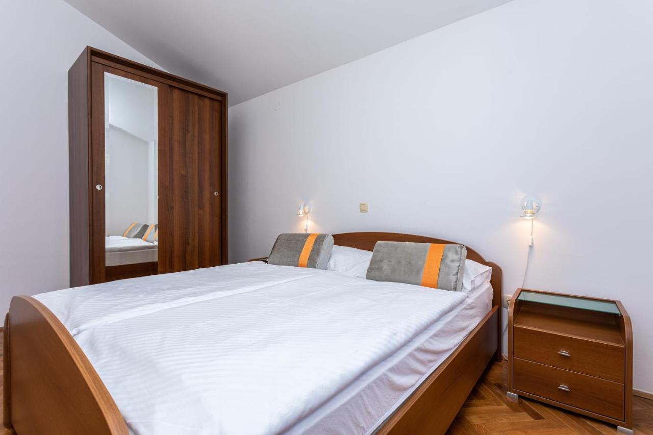 Apartment Crnekovic Ii Popa Dorcica