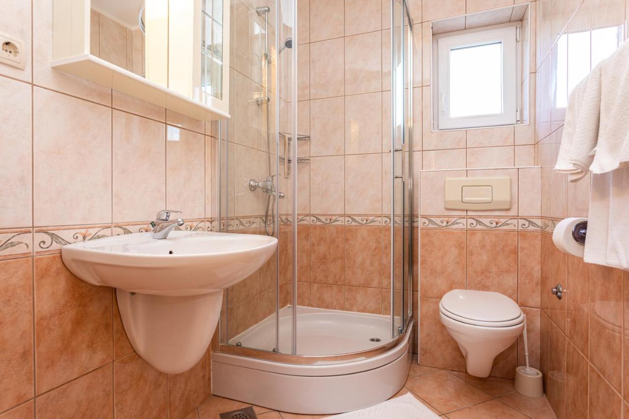 Apartment Crnekovic Ii Popa Dorcica