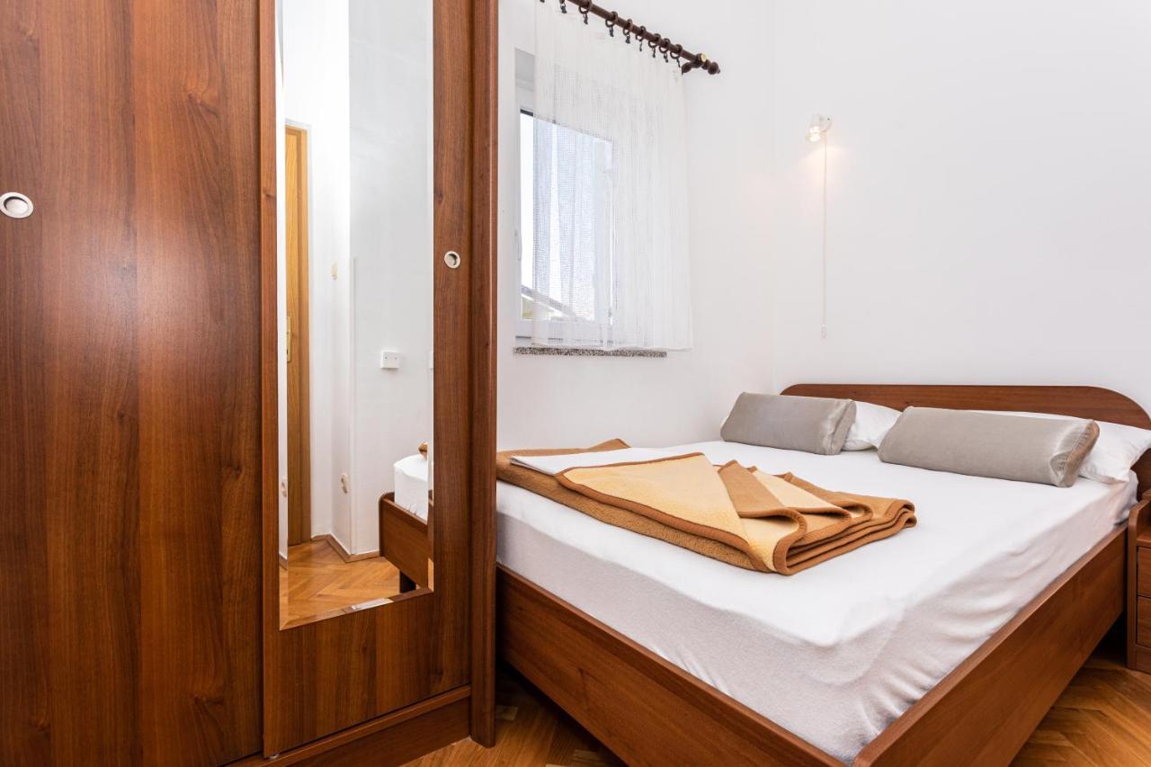 Crnekovic Ii Popa Dorcica Apartment